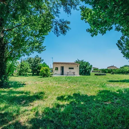 Holiday home Mazet Au Calme -piscine Privee-grand Jardin Arbore *